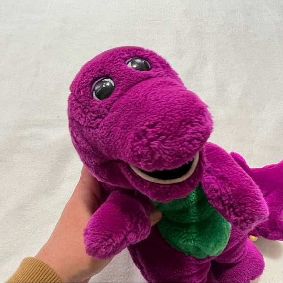 Barney LOT 2 vintage plush 90s. Both are pre owned in good shape - Picture 2 of 9